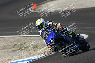 media/Sep-20-2025-TrackDaz (Sat) [[27f0cde673]]/A Group/10am (Turn 3)/